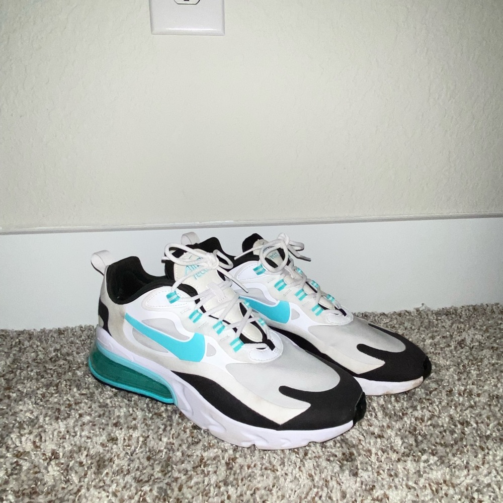 Air Max 270 React